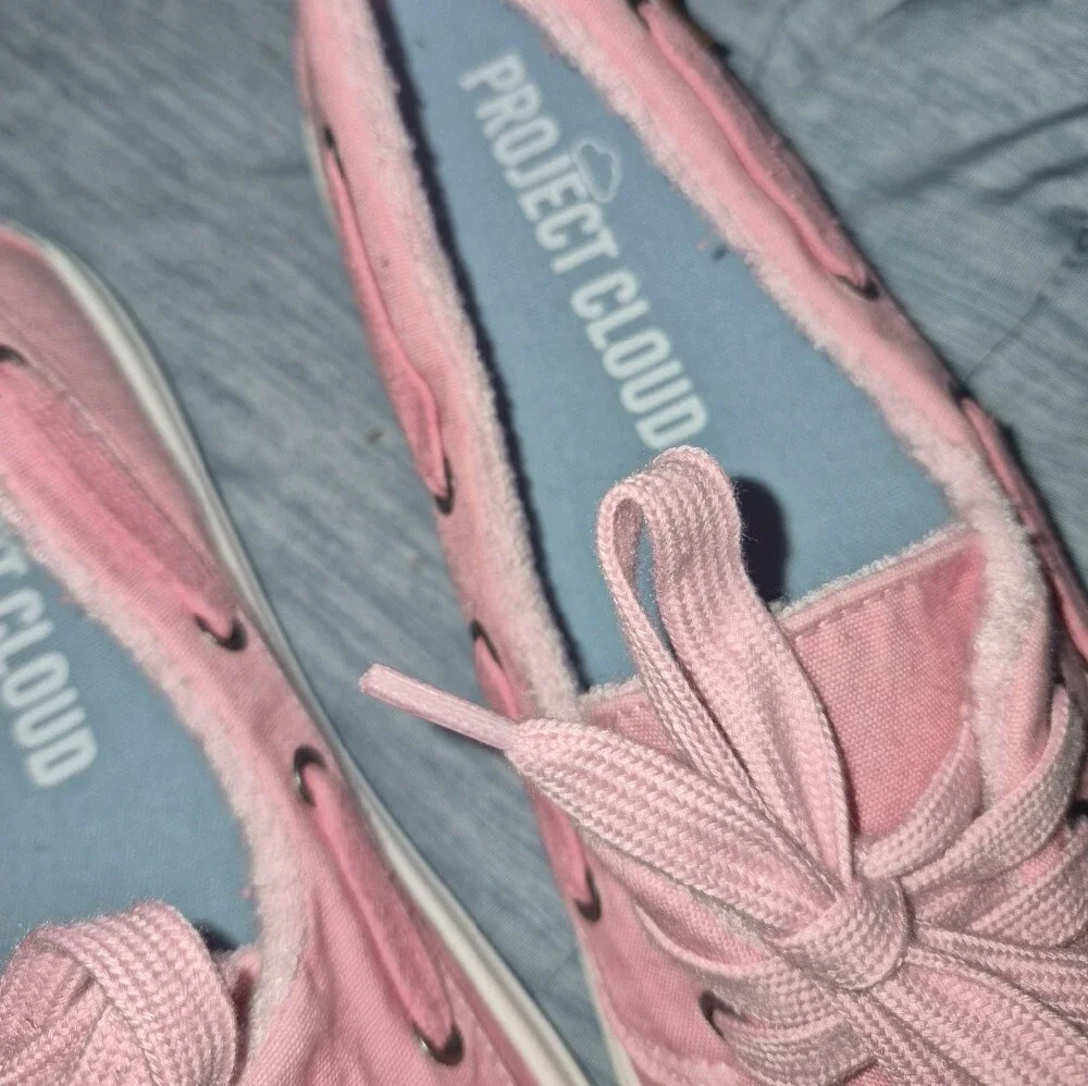 Project Cloud Women’s Pink Canvas Boat Shoes Size 9 Nwob